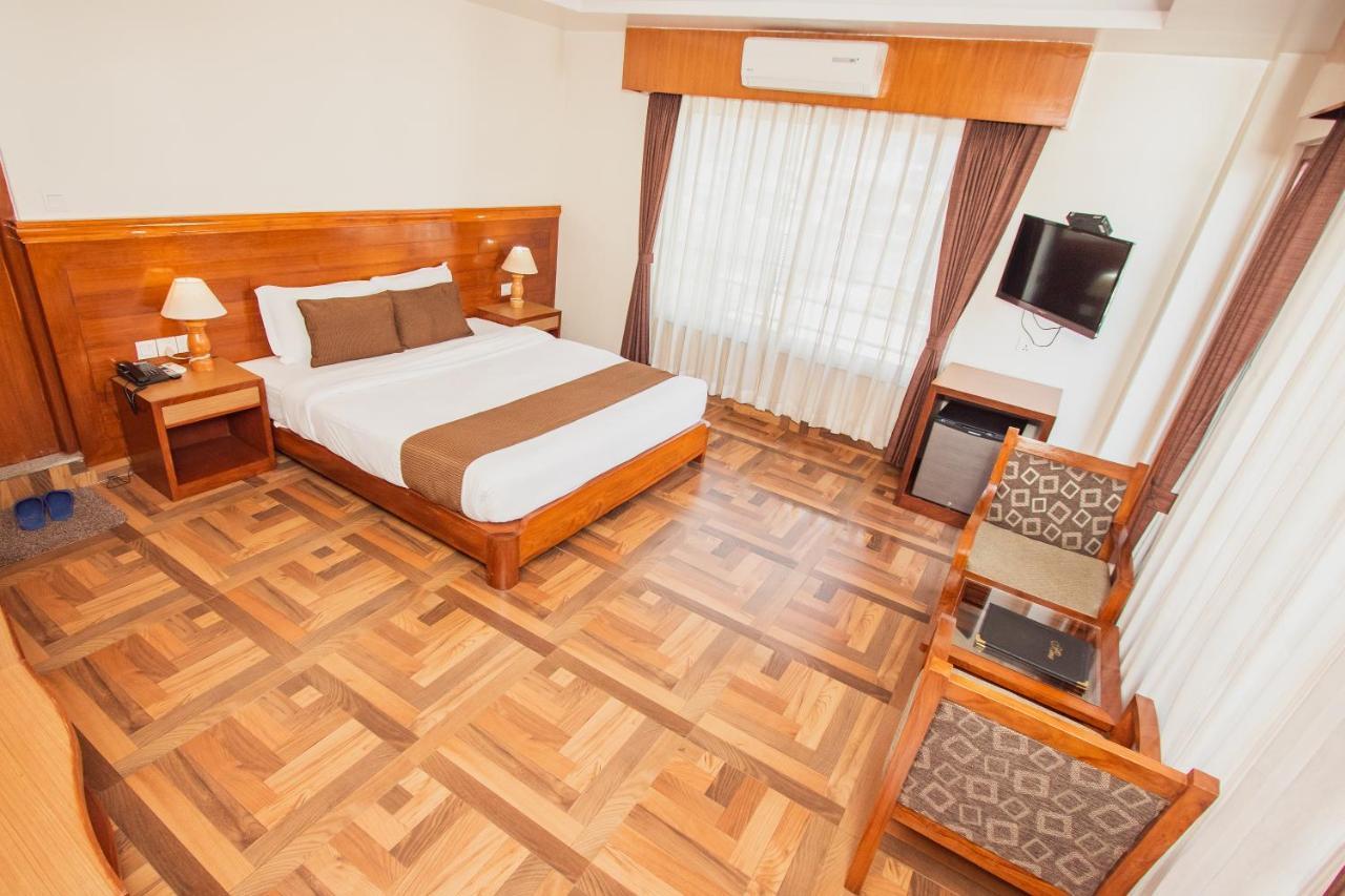 Hotel Mount View Pokhara Exterior foto