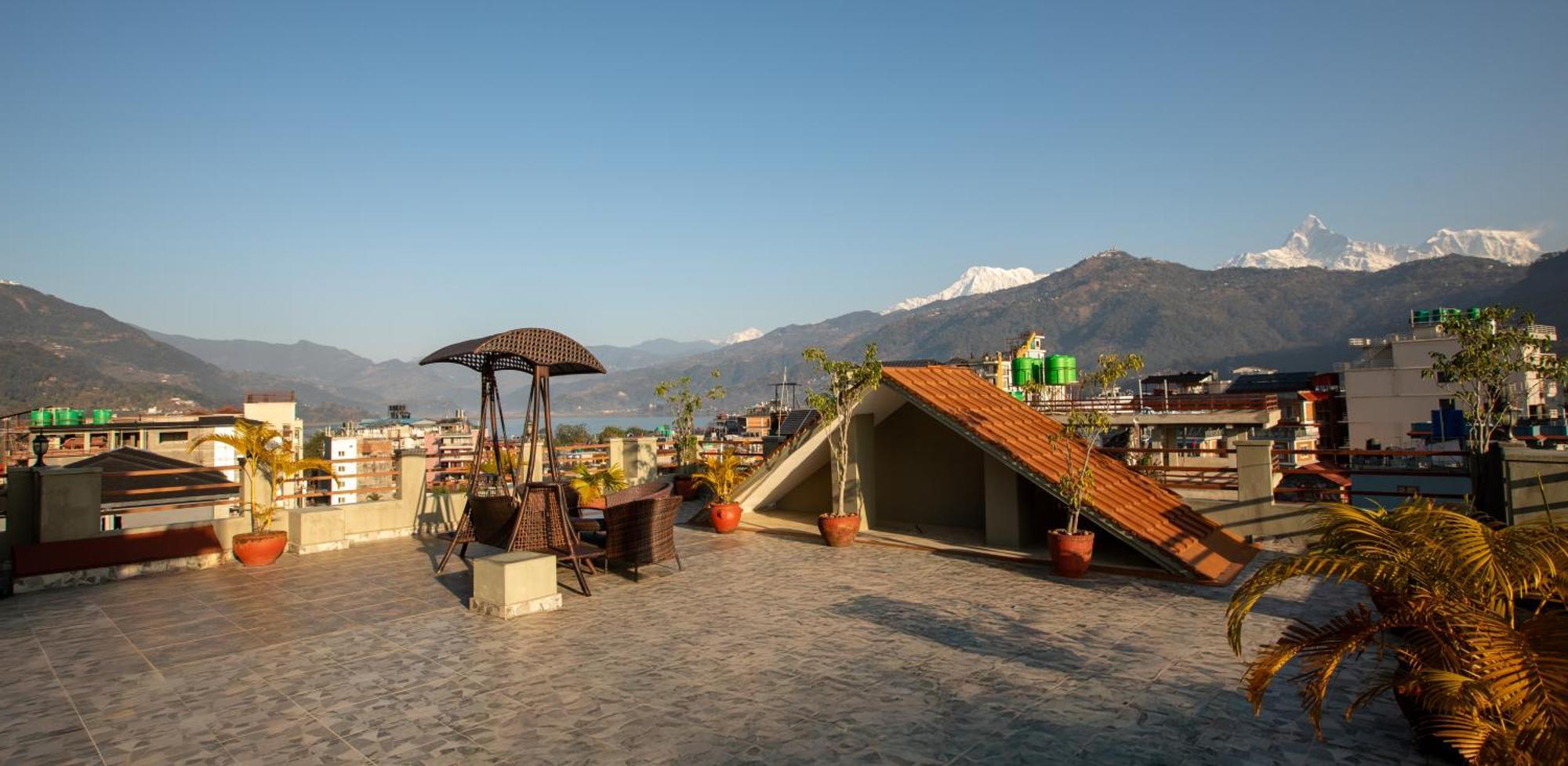 Hotel Mount View Pokhara Exterior foto