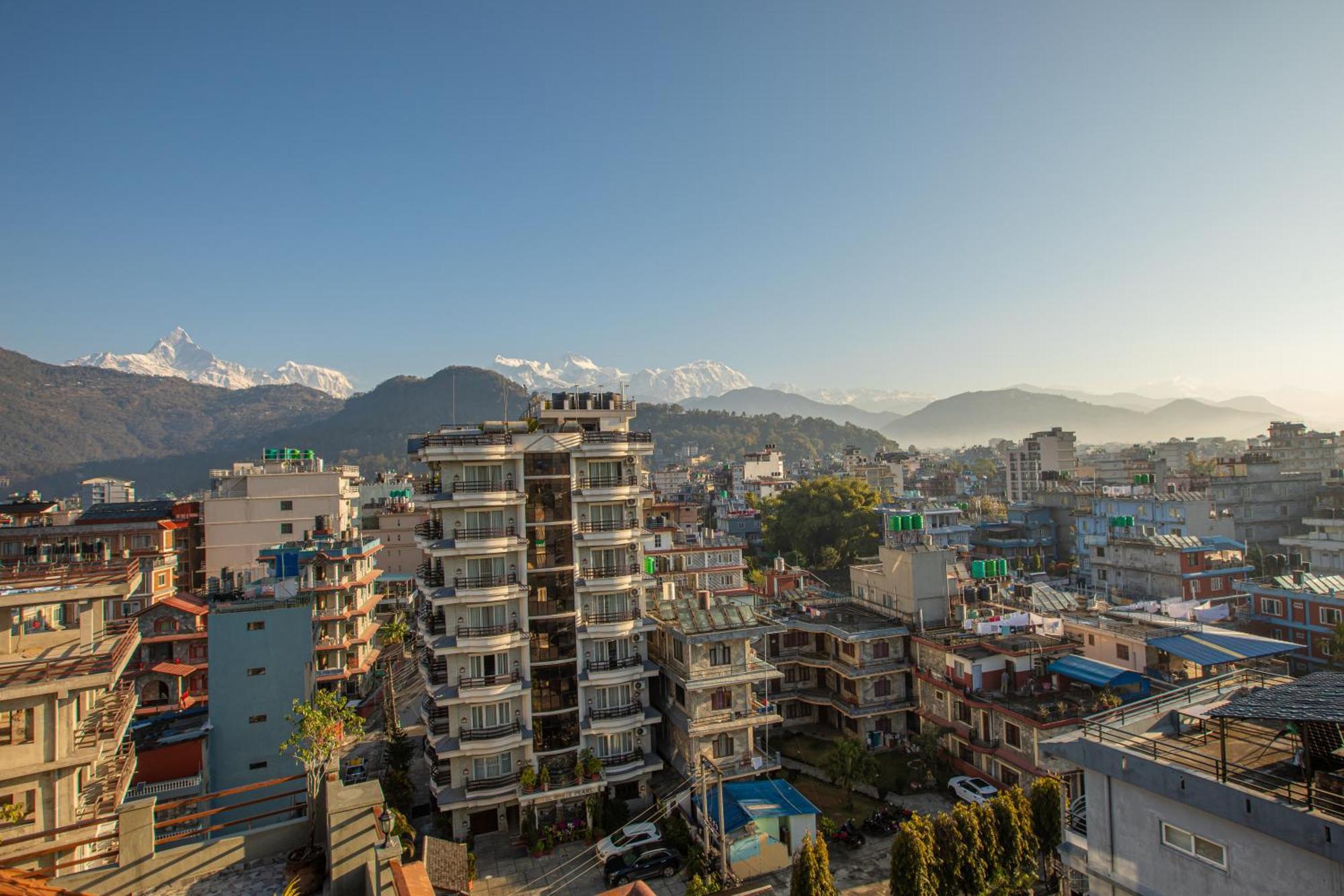 Hotel Mount View Pokhara Exterior foto